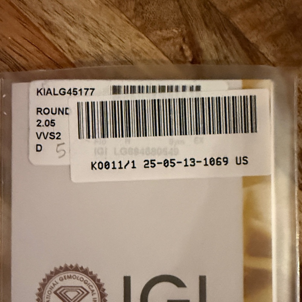 Lab Diamond Engagement Ring - Picture 3 of 11